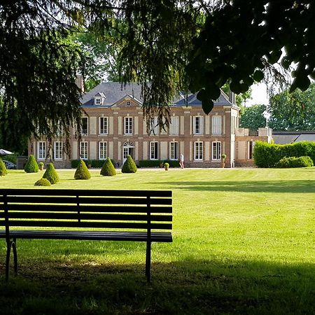 Chateau De Cleuville Exterior photo